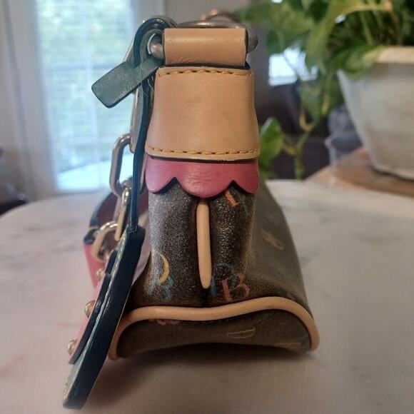 VTG Dooney & Bourke Gray Multicolor Logo Baguette Bag Y2K Barbie - Picture 5 of 16